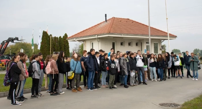 Több mint 120 diák látogatta meg az AXIÁL központi telephelyét