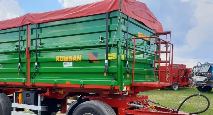 A Romsan mezőgazdasági gépgyártó termékeit forgalmazza az AXIÁL Kft.