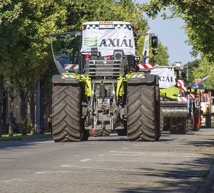 CLAAS traktorok a lóerők hajdúsági ünnepén